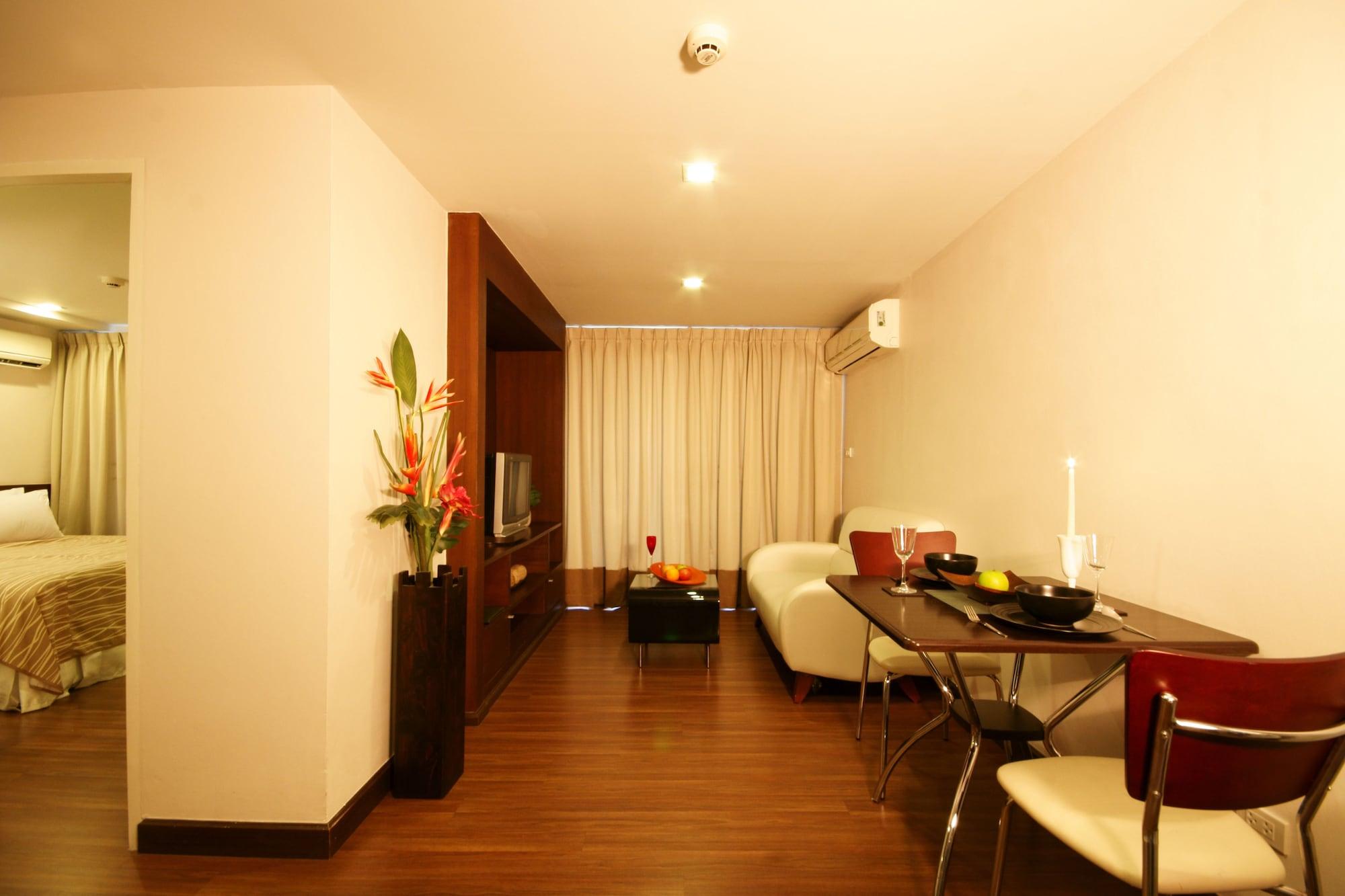 I Residence Hotel Sathorn Бангкок Экстерьер фото