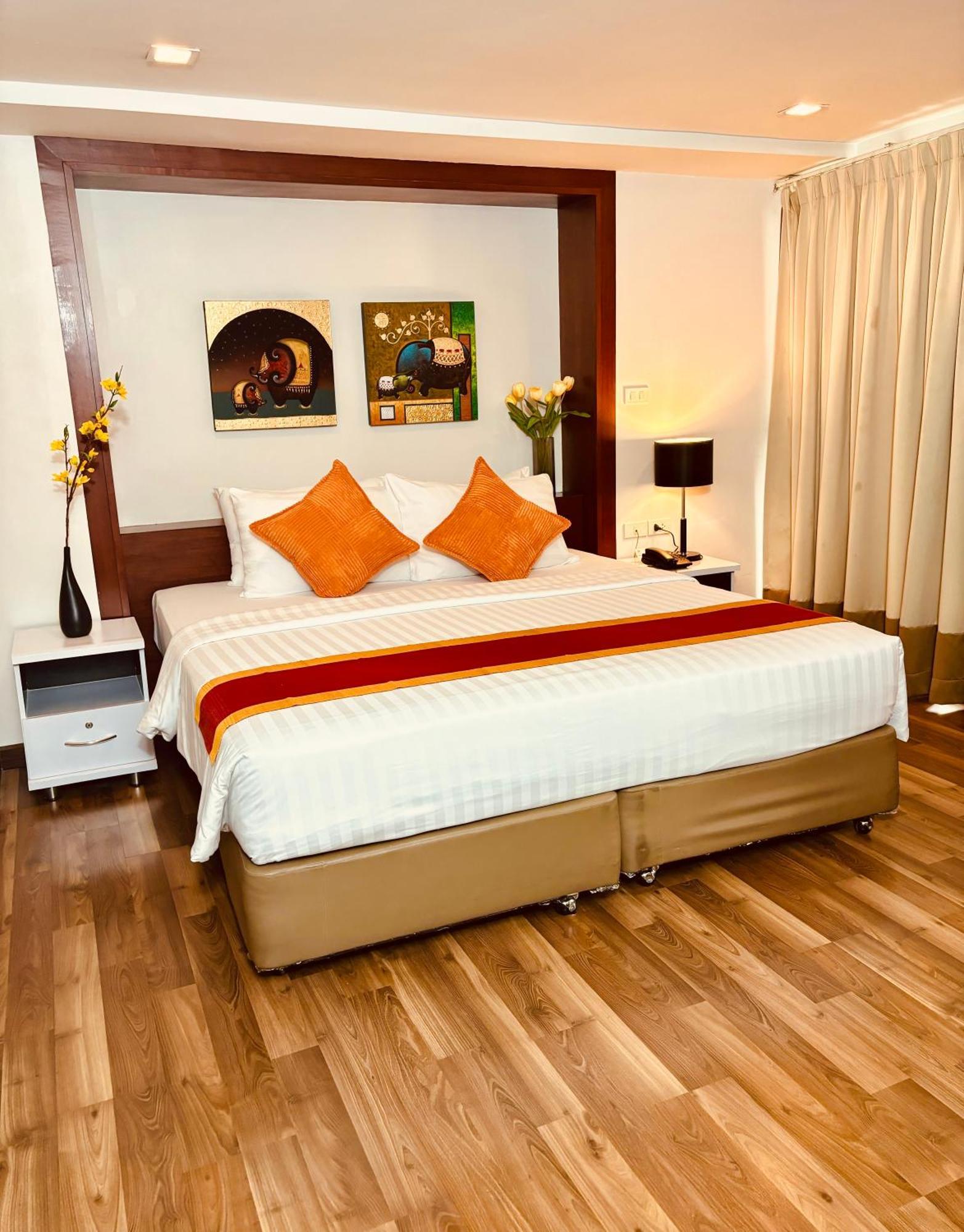 I Residence Hotel Sathorn Бангкок Экстерьер фото