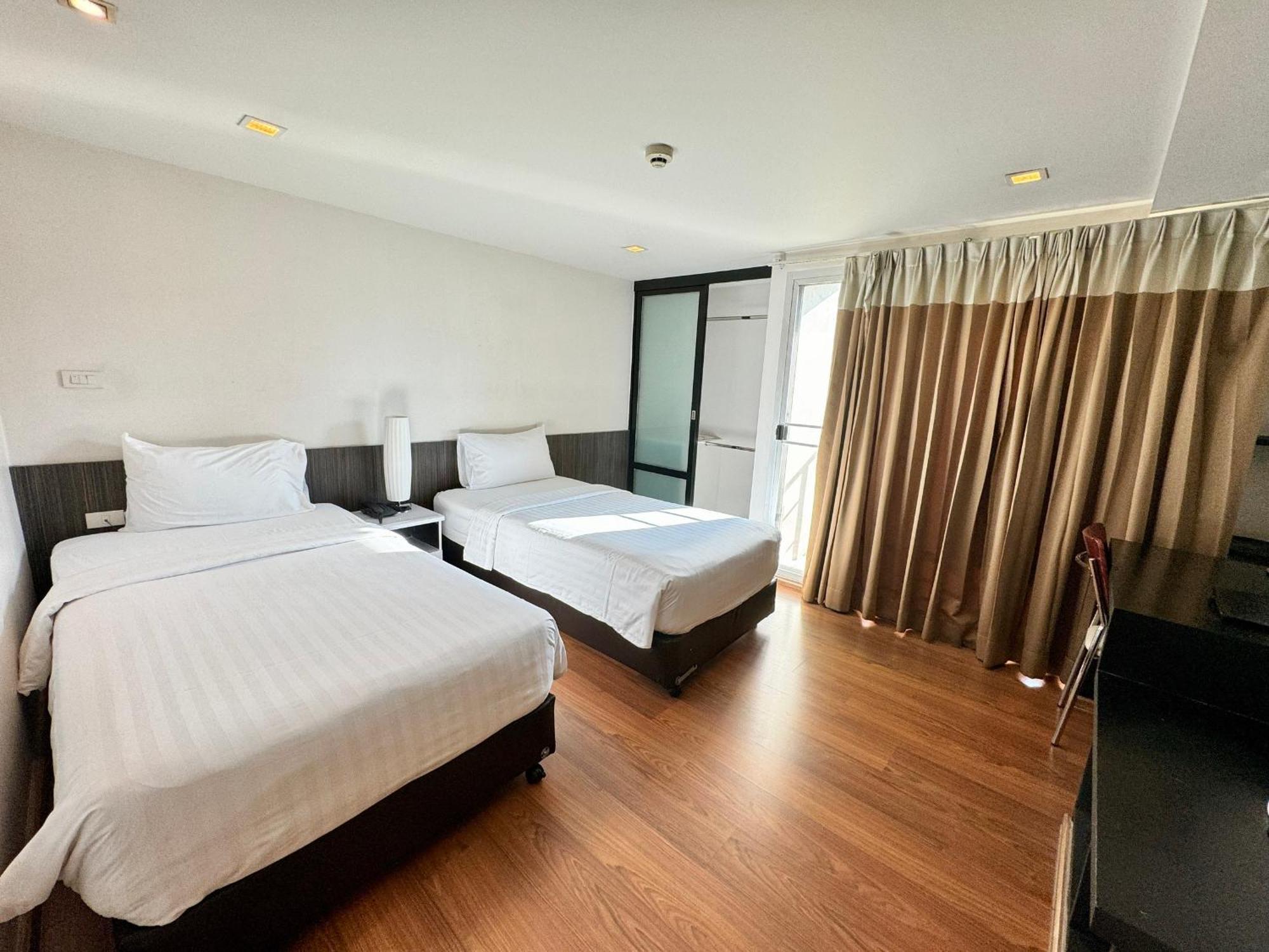 I Residence Hotel Sathorn Бангкок Экстерьер фото